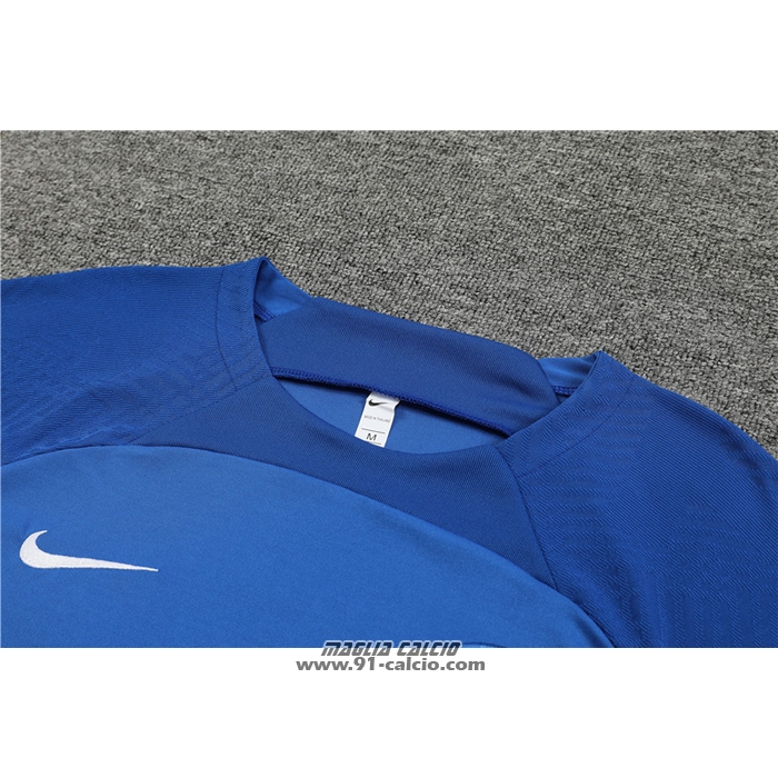 Tuta da Track
 Paris Saint-Germain Manica Corta
 2022-2023 Blu
 Scuro
 - Pantaloncini
